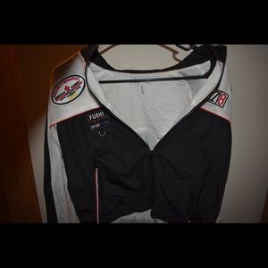 fashion nova wind breaker 🖤❤️💙